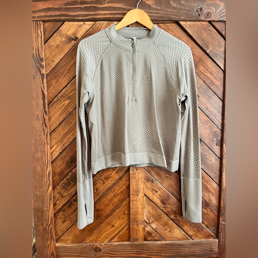 Lululemon quarters zip